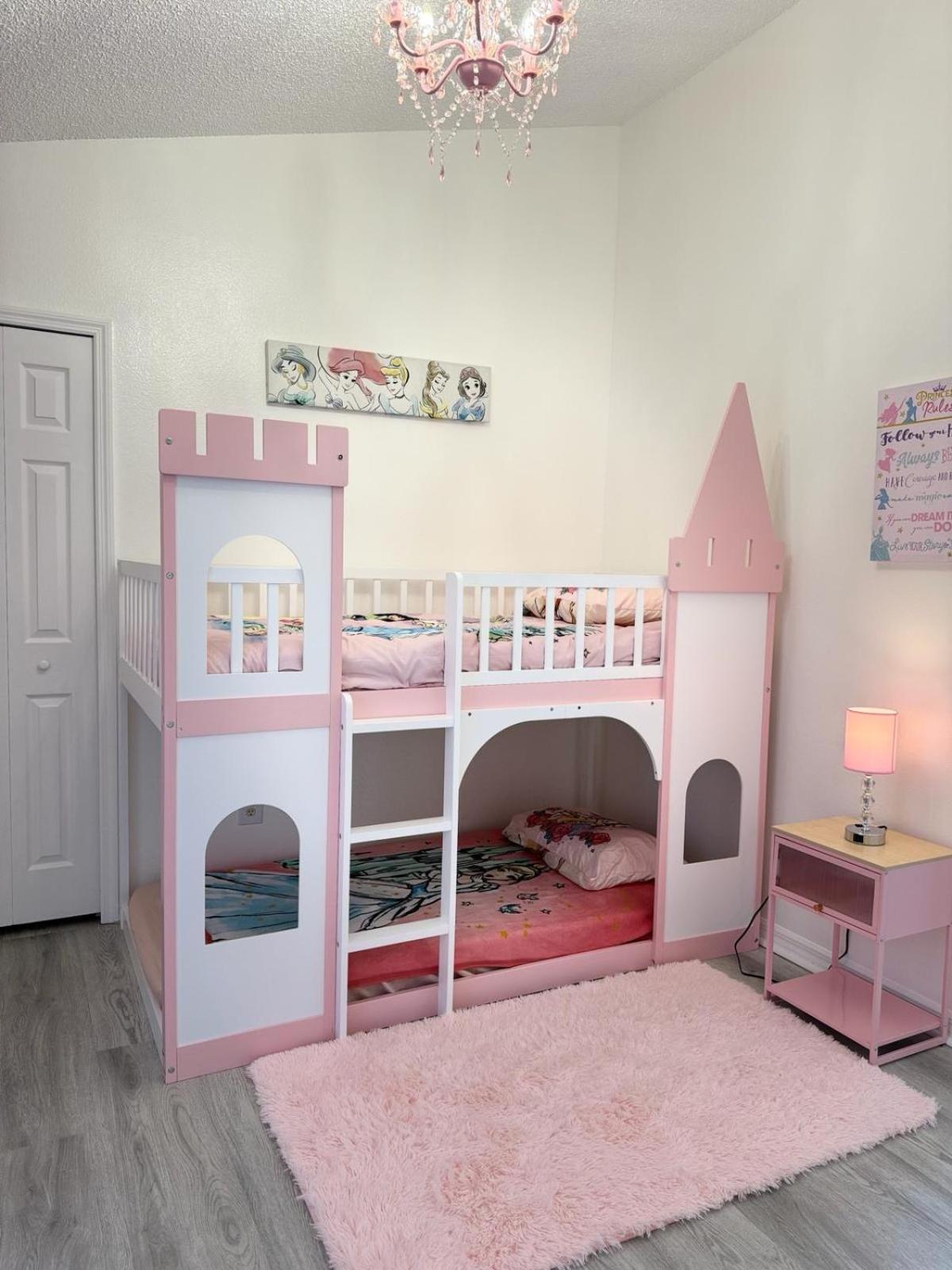 Beautiful 5br 4 Baths Themed Near And Universal, Private Pool, Gameroom, Baby Crib And *