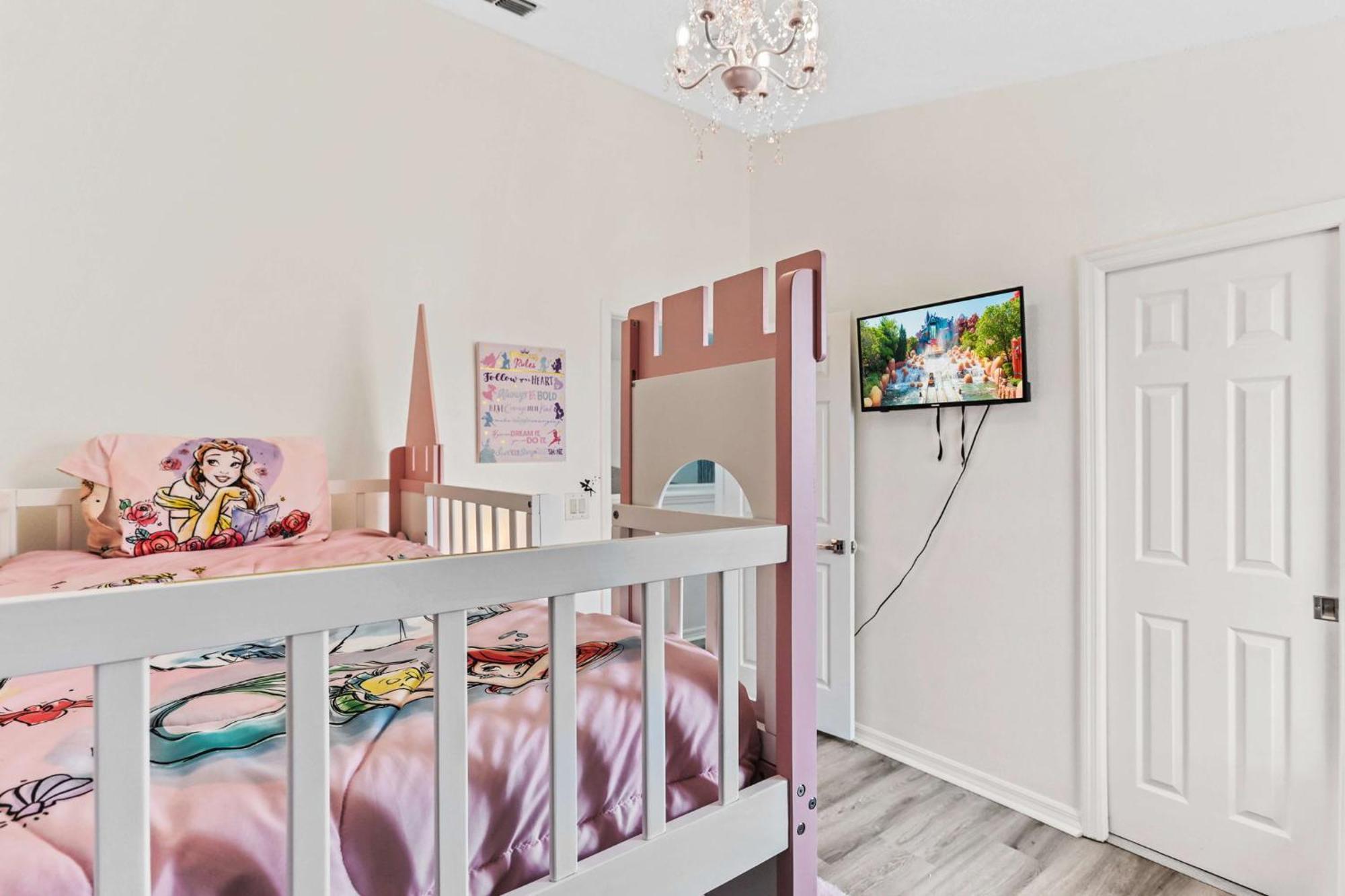 Beautiful 5br 4 Baths Themed Near And Universal, Private Pool, Gameroom, Baby Crib And Holiday home Kissimmee