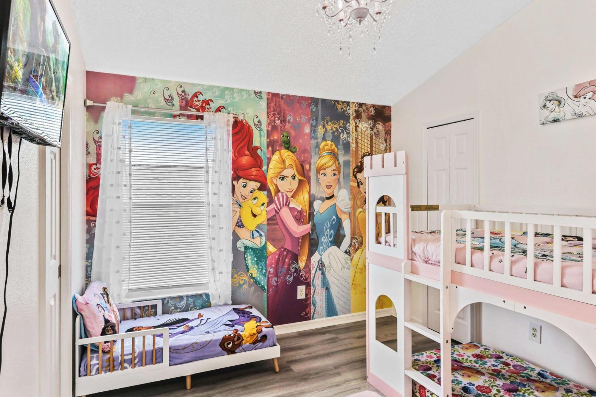 Holiday home Beautiful 5br 4 Baths Themed Near And Universal, Private Pool, Gameroom, Baby Crib And