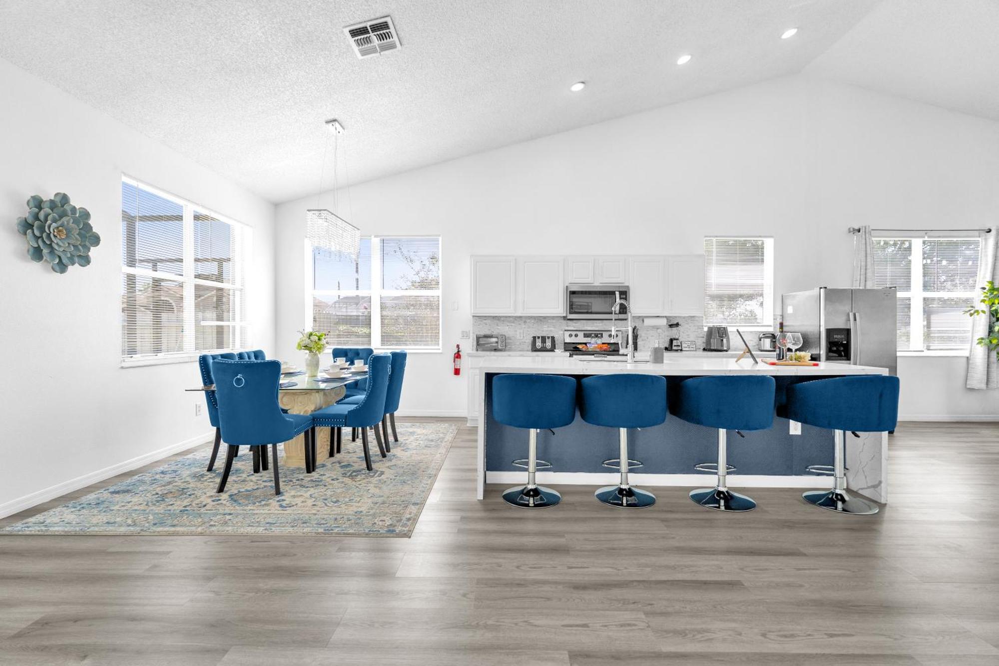 Beautiful 5br 4 Baths Themed Near And Universal, Private Pool, Gameroom, Baby Crib And Holiday home *