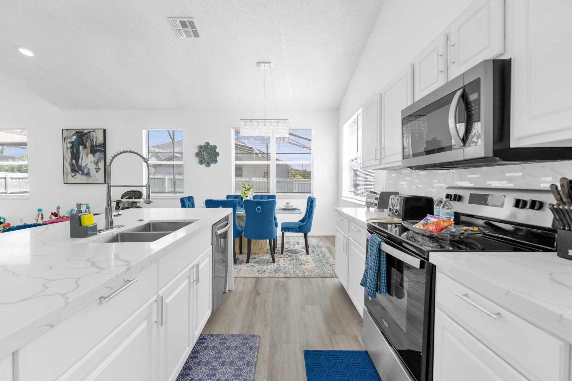 Beautiful 5br 4 Baths Themed Near And Universal, Private Pool, Gameroom, Baby Crib And *